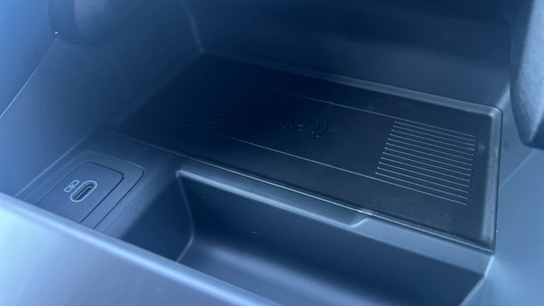 Land Rover Range Rover Evoque 2.0 D200 Dynamic SE 5dr Auto Diesel Hatchback